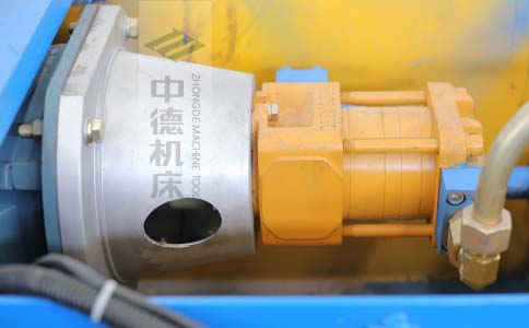 ZDPK-8025采用國(guó)內(nèi)一流品牌電機(jī)及油泵，動(dòng)力強(qiáng)勁，噪音低.jpg